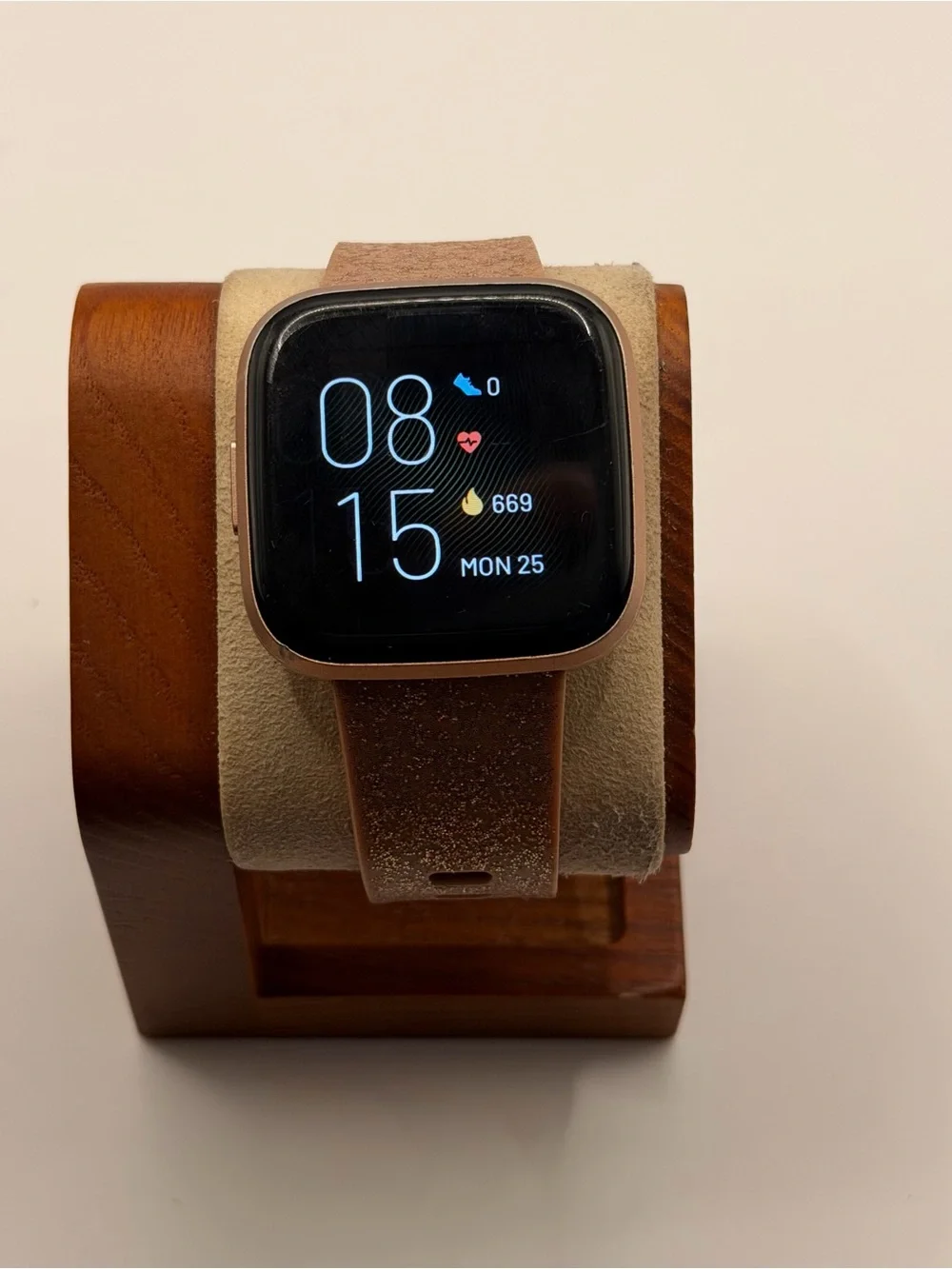 Fitbit Versa 2, Tested, Charger Included, rose Gold Case, Fitness Tracker